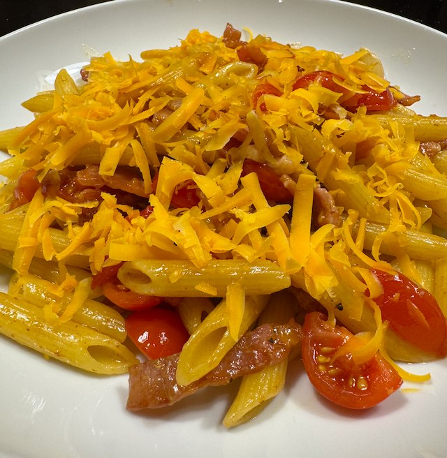 Bacon and Orange Cheese Pasta